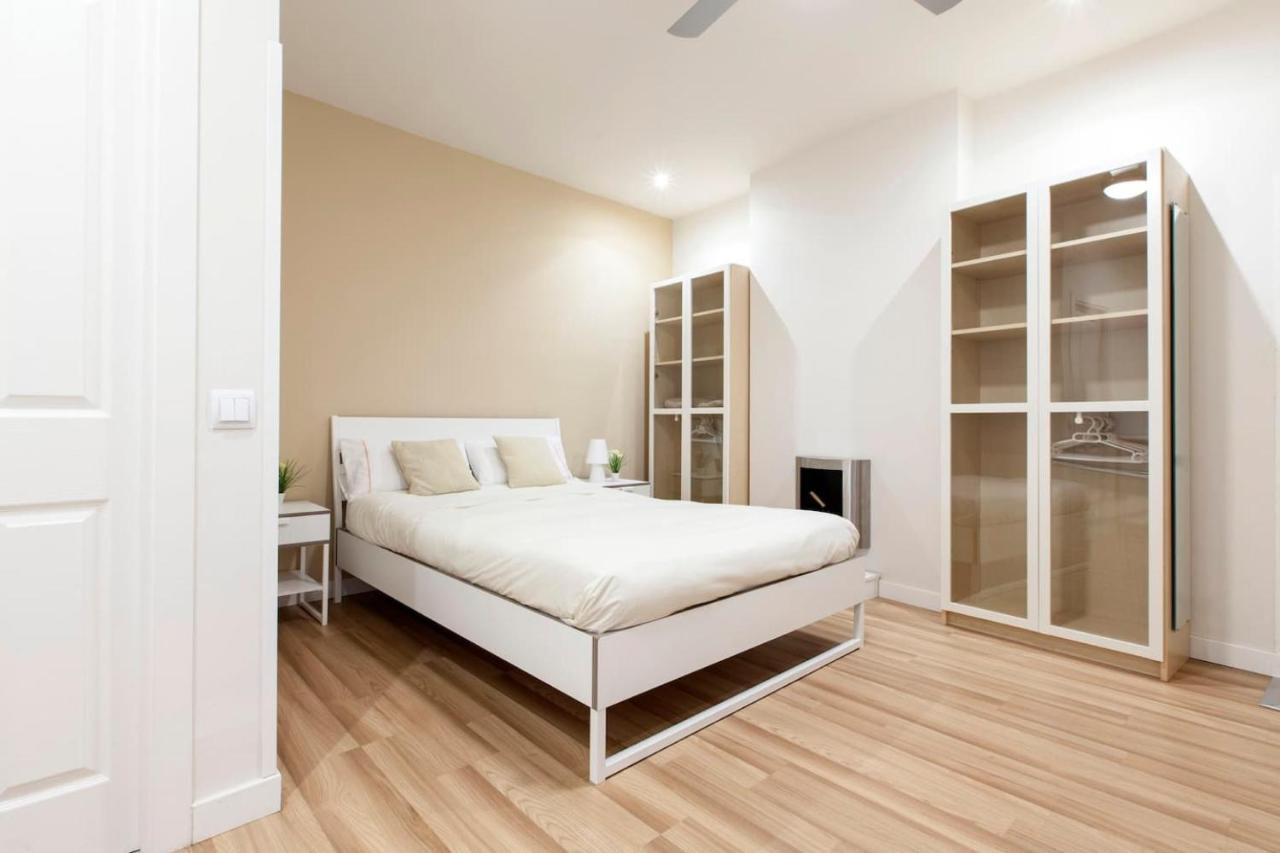 La Casa De La Luna Madrid Ngoại thất bức ảnh