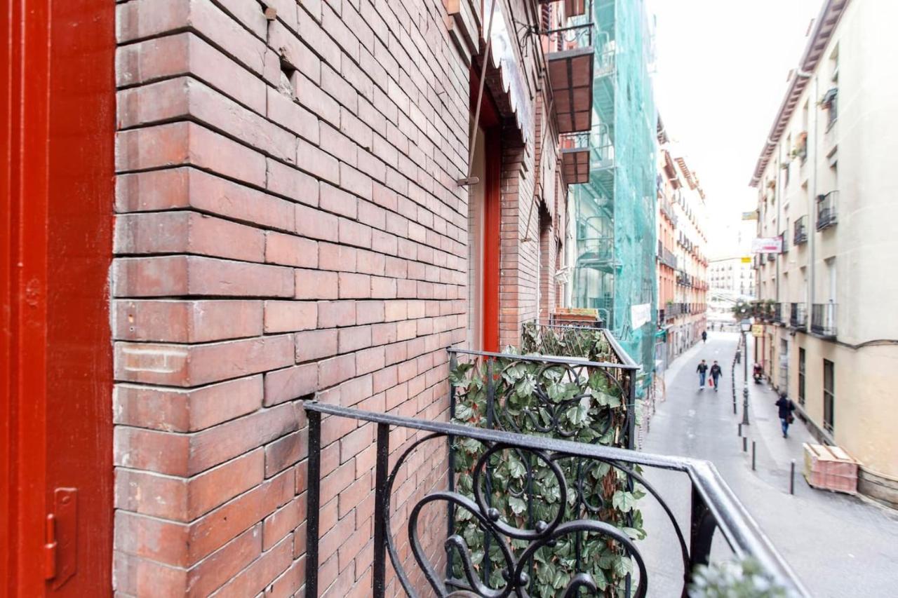 La Casa De La Luna Madrid Ngoại thất bức ảnh